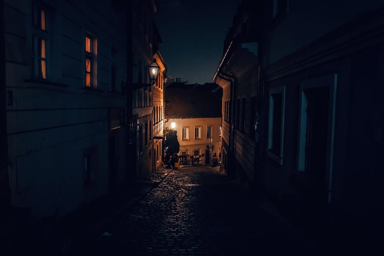Aurel Street before the shops open. The bakery is the only light.