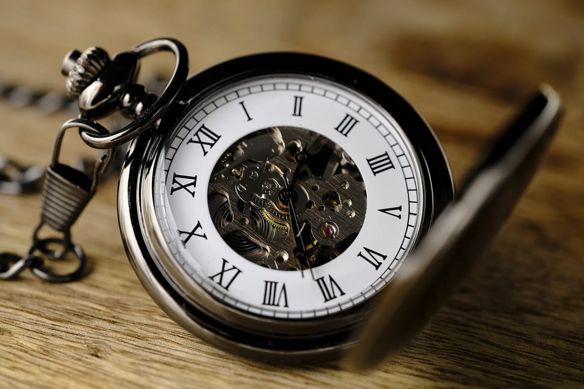 The Clockmaker, Chapter One: The Clock That Ran Backwards